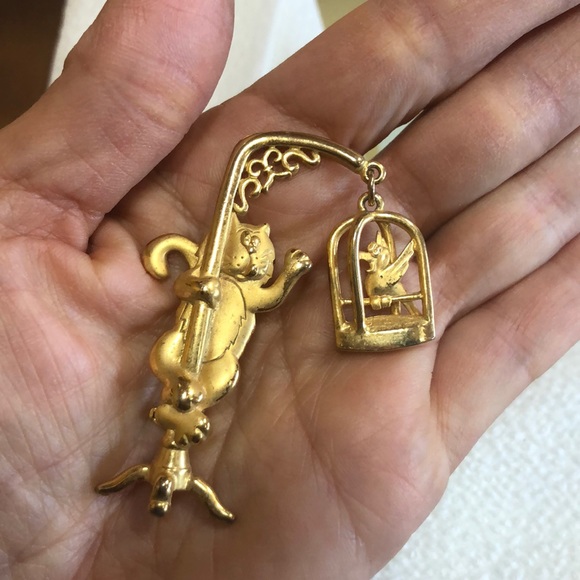 Vintage JJ Cat and Bird Gold tone Brooch - Picture 4 of 5